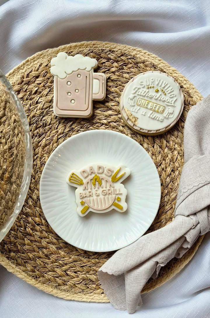 Dad's Bar and Grill Cookie Cutter and Fondant Embosser