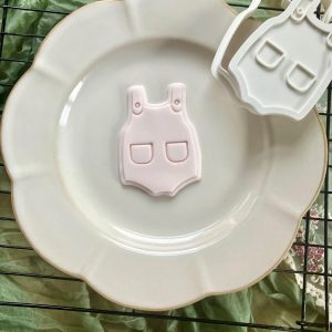 8cm baby dungarees cookie cutter and fondant embosser with stitched pocket and strap detail
