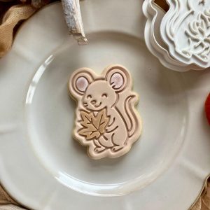 8cm mouse cookie cutter and fondant embosser with leaf, no hat